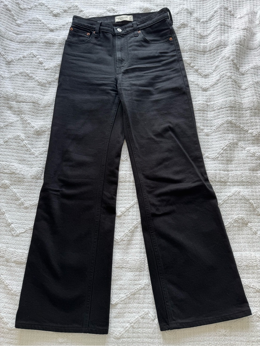 Abercrombie & Fitch Black High-Rise Relaxed Jeans